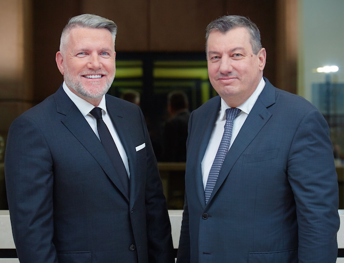 Vorstands-Duo der Frankfurter publity AG: Thomas Olek (51, links) und Jurist Frank Schneider (56) © Pressefoto publity AG