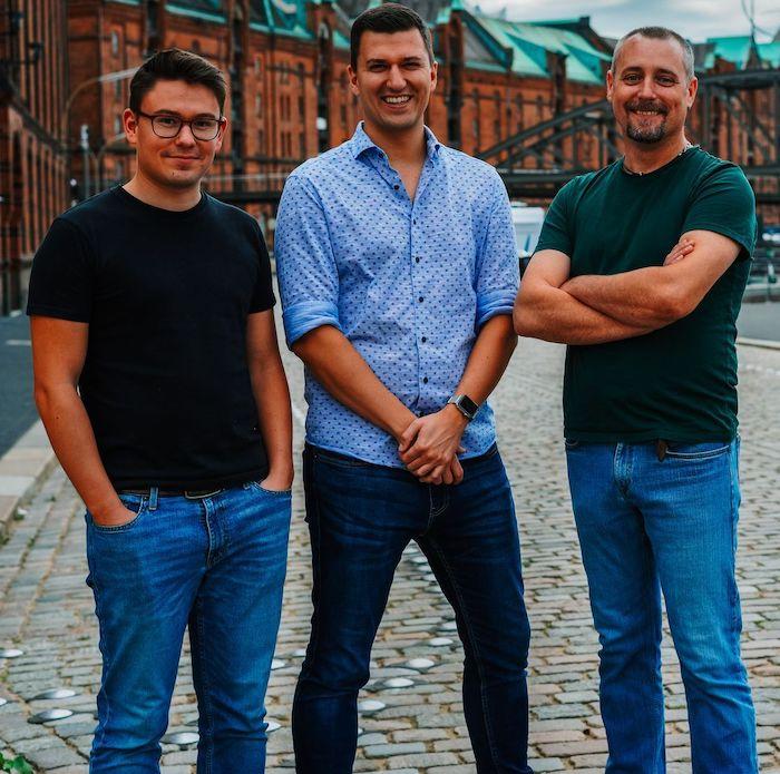 Die Rubarb.app-Gruender von links nach rechts: Jakob und Fabian Scholz sowie Kelvin Craig © rubarb tweet auf Twitter.com vom 10. November 2021