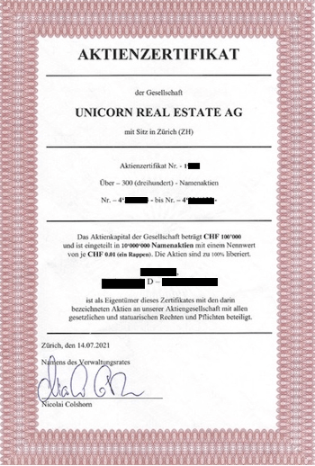 Ein Aktienzertifikat für 300 vorbörsliche Pennystocks der Schweizer Unicorn Real Estate AG aus Zürich aus dem Jahr 2021, unterschrieben von Unicorn-Verwaltungsrat Nicolai Colshorn (65) aus Deutschland mit Wohnsitz im Dorf Allenwinden der Gemeinde Baar in der Schweiz © privat